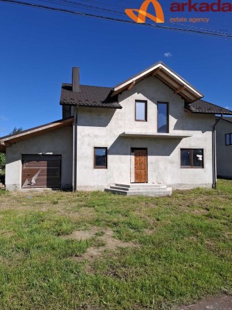 Продаж будинку в Драгомирчанах - фото 1