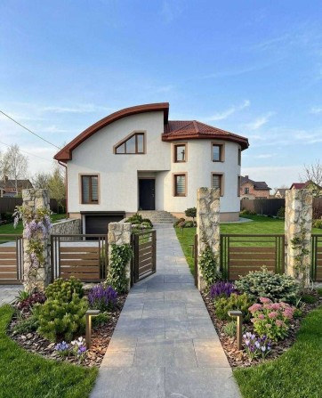 Продаж просторого будинку за супер ціною - фото 1