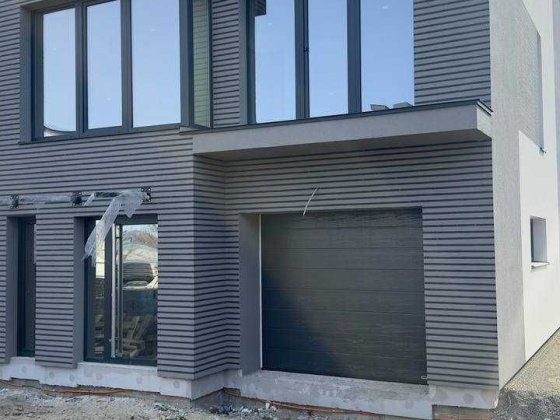 Готовий до ремонту Будинок / Дуплекс з ГАРАЖЕМ 130м2. Драгомирчани