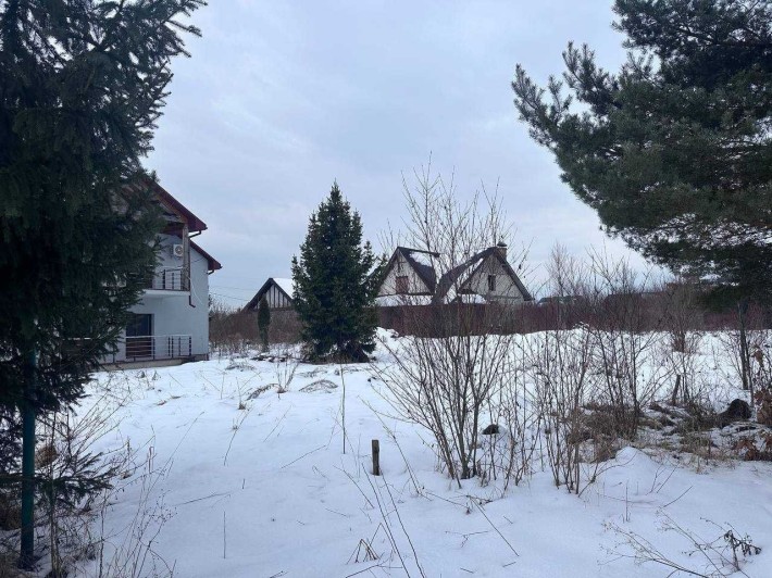 Незавершений будинок в селі Загвіздя з великою ділянкою - фото 1