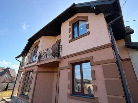 Продаю будинок з ремонтом в с.Підлужжя. Підлужжя