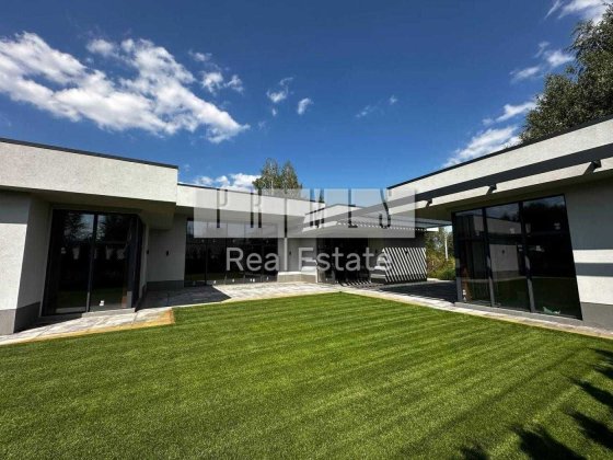 Продаж будинку 320м2 10 соток Козин Романків Ходосівка Козин