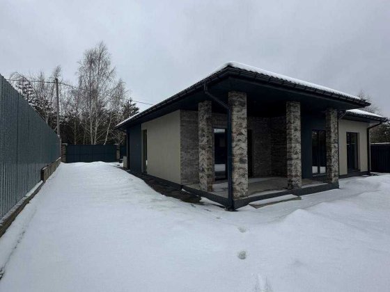 Сучасний будинок з великою терасою та газом. Ділянка 4.3 сотки Ворзель