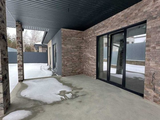 Будинок з терасою та газом. Готовий під ремонт, тепла підлога. Ворзель