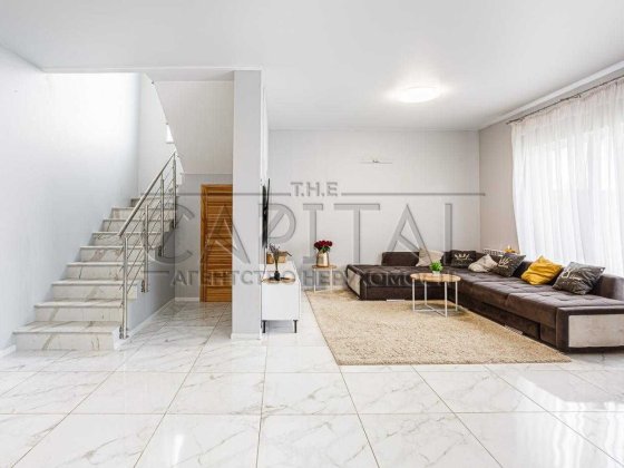 ТЕРМІНОВО Продаж будинку в 6хв від метро Теремки. Вулиця Чумацька. Гатне