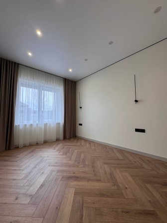 Якісний будинок з ремонтом в передмісті.Котеджне містечо! Газ. - фото 1