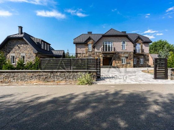 Продаж сучасного VIP Будинка з власним виходом на Дніпро, Басейн Козин Козин