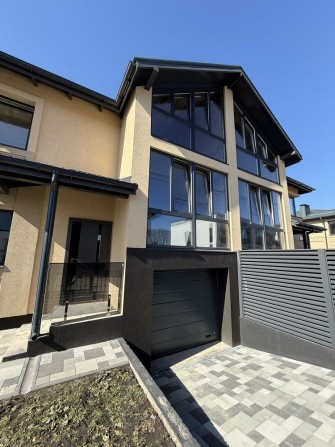 З гаражем Дуплекс 160м2 Гатне ! Централізовані комунікації - фото 1