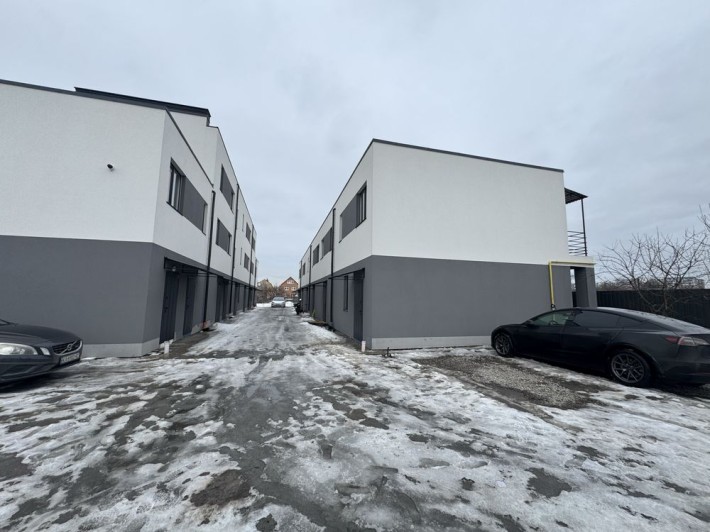 Продаж сучасного таунхауса 75 м² у Крюківщині - фото 1
