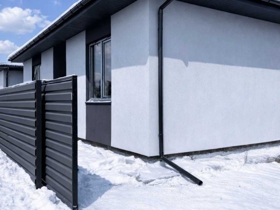 Окремий будинок на 4.3 сотках, 100 квадратів