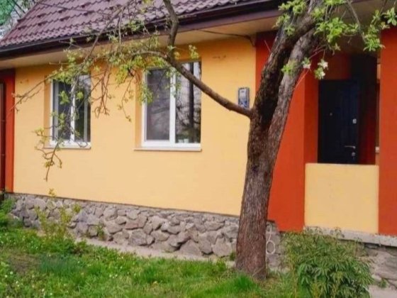 Продам дачу Гатне!Затишок заміського життя,а Київ рядом!Заходь і живи! Крюківщина