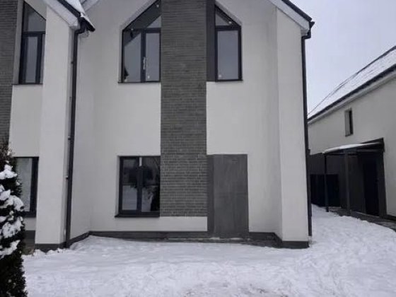 БЕЗ комісії Таунхаус з каміном Святопетровское