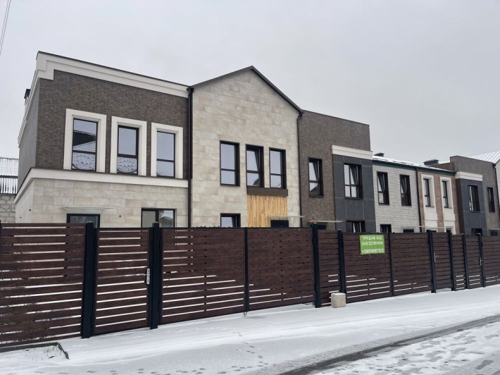 Продаж стильного таунхаусу с. Святопетрівське, вул. Виноградна, 12 - фото 1