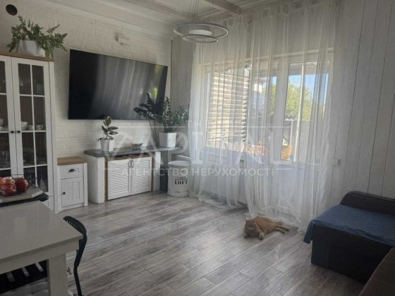 ГАЗ СВЕРДЛОВИНА таунхаус центр Гатне вул Перемоги Гатне