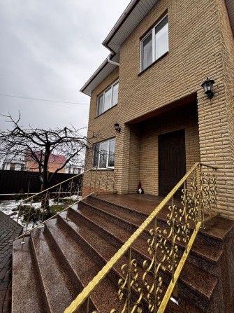 Будинок з Підвалом! Ремонт,меблі,техніка! Басейн! - фото 1