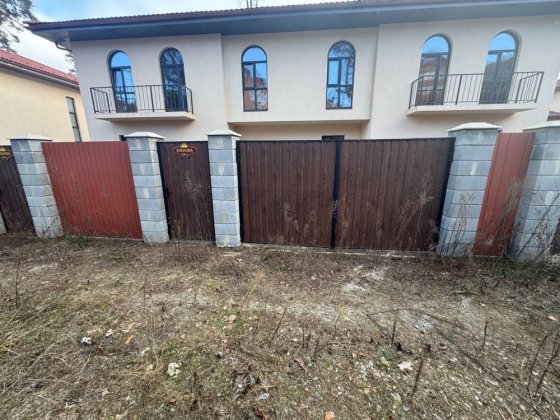 Таунхаус з хорошим наповненням. Ворзель