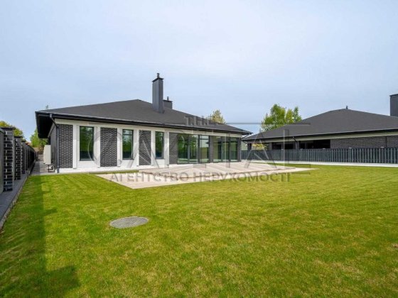 БЕЗ % Продаж чудового будинку Козин з ділянкою 15 с з виходом на воду Козин