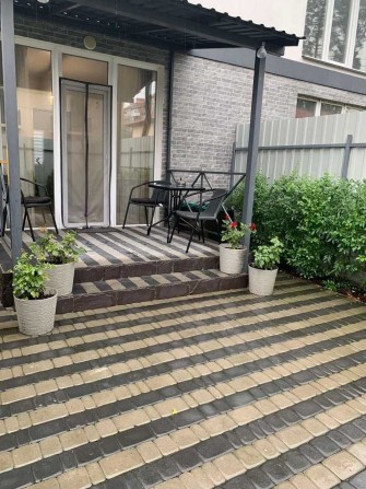 Таун "заходь і живи" з газом, центр курортного Ворзеля! - фото 1