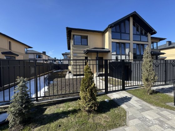 Продаж дуплексу Крюківщина/Гатне . Центр. комунікації! Гатне