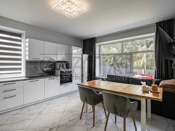 Продажа дома Гатне Гатне