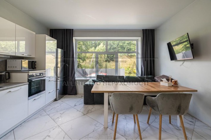 Продаж будинку з ремонтом 200м2, Гатне, Теремки 10 хв, 9 соток - фото 1