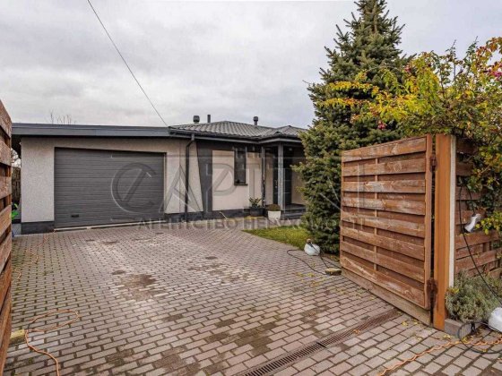 Продаж будинку, Білогородка, 115м2 (40м2 гараж), 6 оток, 2 спальні Білогородка