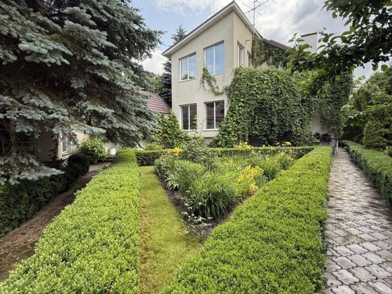 Продажа дома Козин КГ Золотые Ворота бассейн газ центр КГ Козин