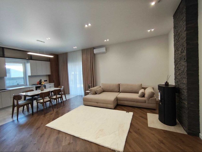 Біля Києва! Будинок з ремонтом! єОселя! ЄВідновлення! Камін! - фото 1