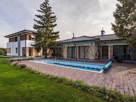 Продаж будинок Козин Козин