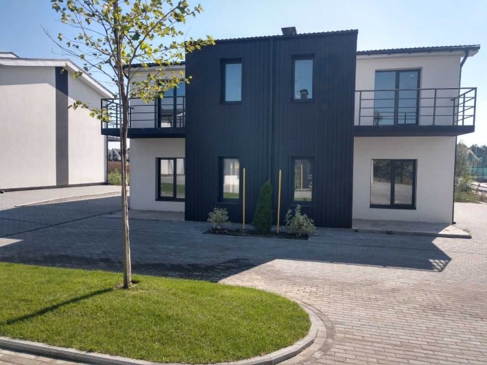 ЗАБУДОВНИК ПРОДАЄ дуплекс 120м², 3 сотки White-Blackie Duplex VILLAGGO - фото 1