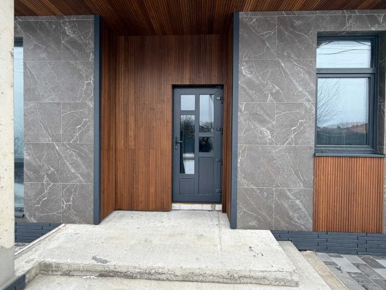 Одноповерховий будинок на 6 сотках, 115 квадратів, БЕЗ КОМІСІЇ, газ