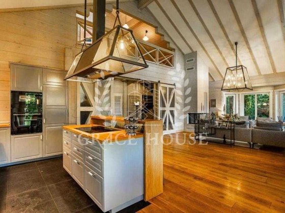 Продаж затишного будинку від Honka в Конча-Заспа (Мриги) без комісіі Козин