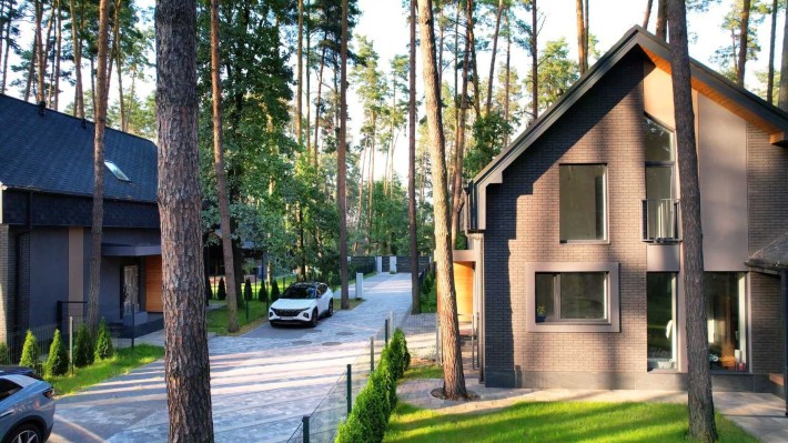 Якісний 160м2 будинок в лісі біля Києва! 4 спальні, тераса, озеро - фото 1