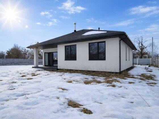 Будинок у Ворзелі на 9,2 сотках землі,є Камін,Чудова Локація,поруч Ліс Ворзель