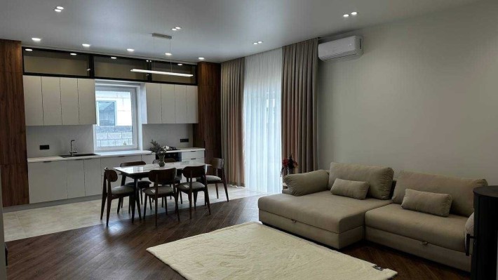 Будинок з ремонтом і терасою, Ворзель.Газ! Мін офрмлення - фото 1