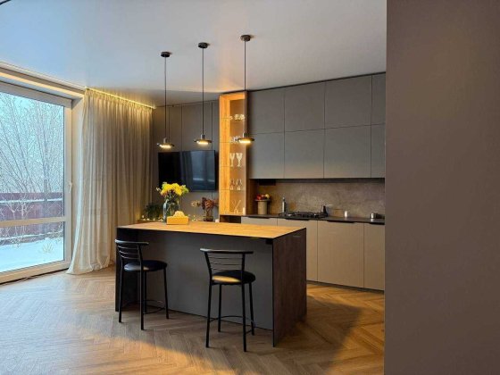 Таунхаус з дизайнерським ремонтом Гатне (180м2) Гатне