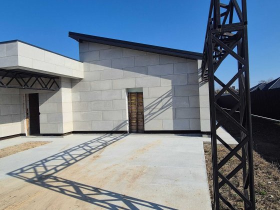 Будинок 210 м² на 10 сотках у Ворзелі — 6 кімнат, 3 хв до Avenir Plaza Ворзель