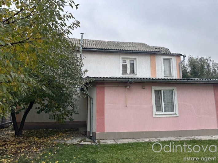 Продаж будинок в приміській зоні Києва у смт. Чабани - фото 1