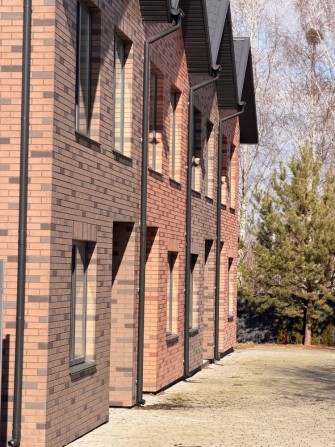 Таунхаус 100 м2 Ворзель газ закрита територія свій дворик - фото 1