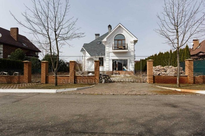 Продаж Будинку КГ Золоче, Краща ціна, Частковий ремонт - фото 1