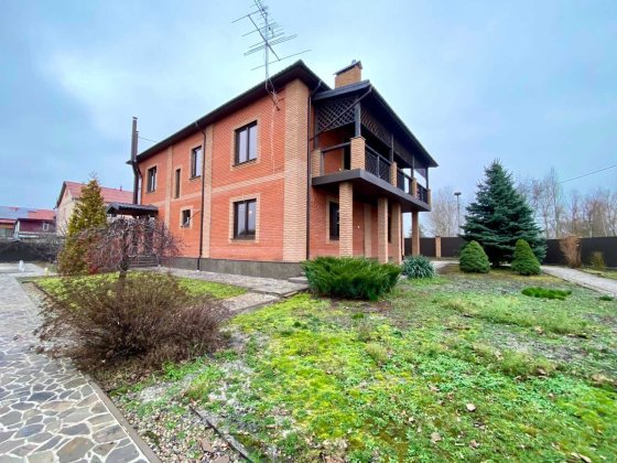 Продаж затишного будинку в с.Гнідин. Державні програми Гнідин