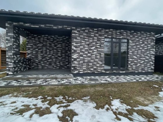 Готовий будинок з газом на ділянці 7 соток Білогородка