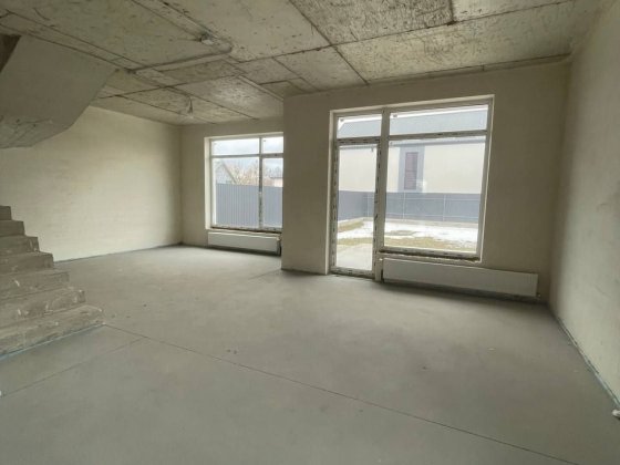 Дуплекс на великій ділянці під Києвом Білогородка