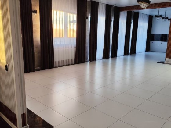 Продаж нового будинку в Гореничах з гаражем та підвалом Гореничи