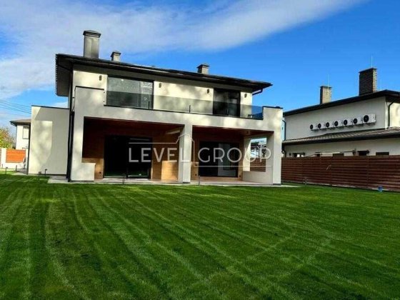 Продаж сучасного будинку в с Ходосівка КМ Lugovoy Ходосівка