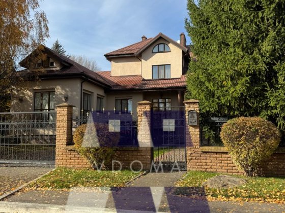 Продаж маєтку 680м2  в КМ «Золоче» Вишеньки