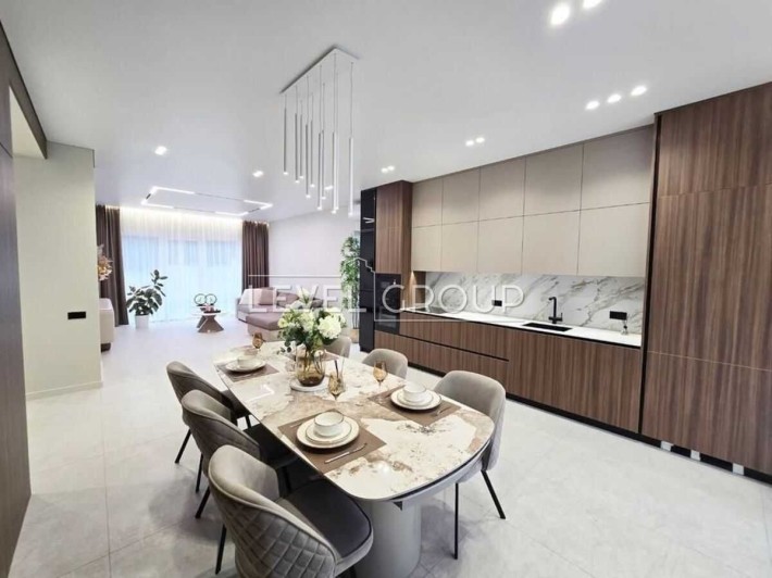 Продаж сучасного будинку 230 м² з панорамою на ліс  с. Ходосівка - фото 1