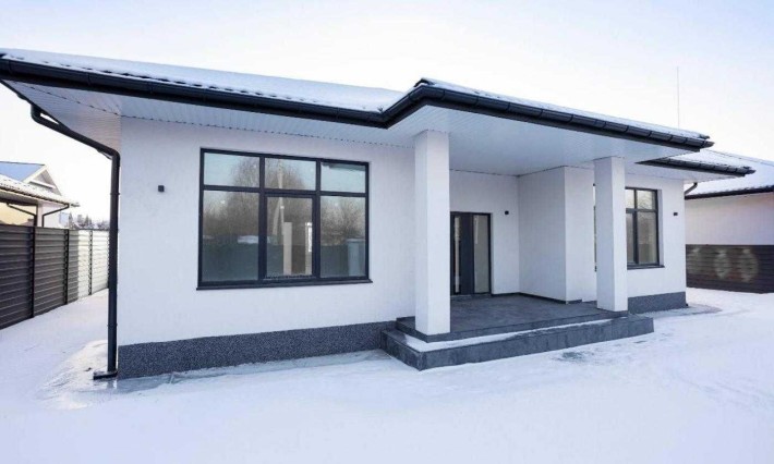 Новий одноповерховий котедж у котеджному містечку у Вишеньках - фото 1