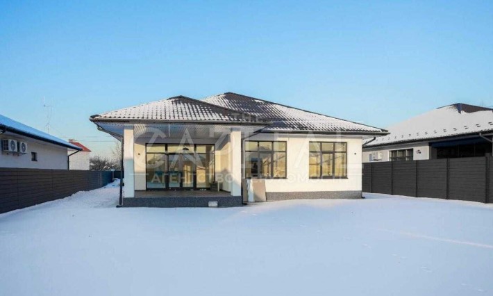 Продам будинок КМ Золоче 150 кв.м. з ремонтом - фото 1