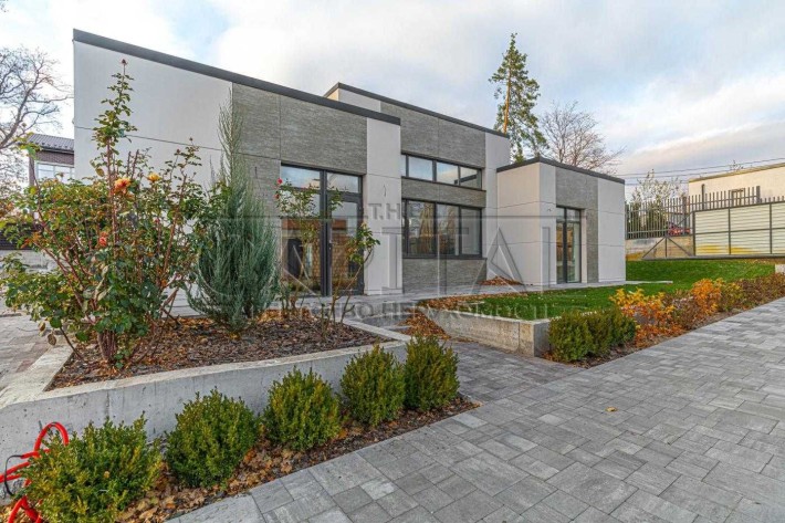 Срочно! Продам дом с ремонтом 172м2 в Лесниках. Закрытый КГ. Ходосовка - фото 1